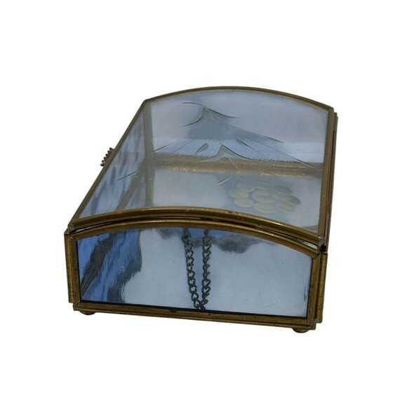 Vintage Via Vermont Etched Blue Glass Trinket Box With Mirrored Bottom - Picture 5 of 13